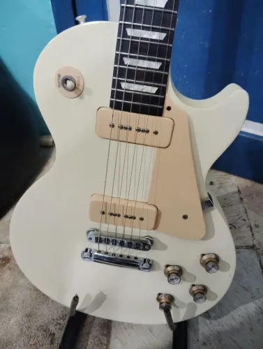 Gibson Tribute 60  ano 2011 captadores P90 