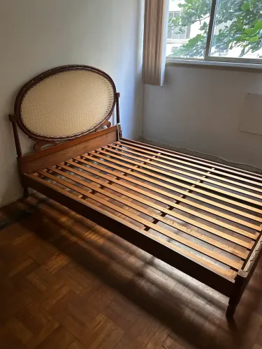 Cama de casal Madeira