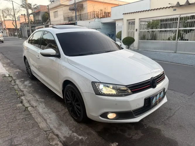 Volkswagen Jetta Highline 2.0 TSI 16V 4P Tiptronic 2014