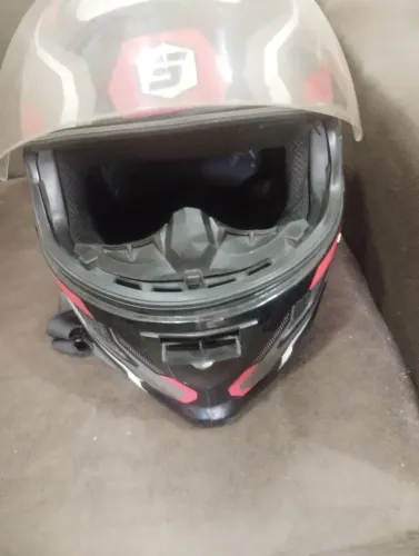 Capacete moto