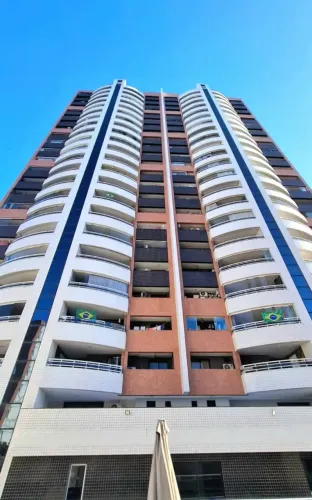 Apartamento para aluguel, 83m², 3 quartos em Meireles - Fortaleza - CE