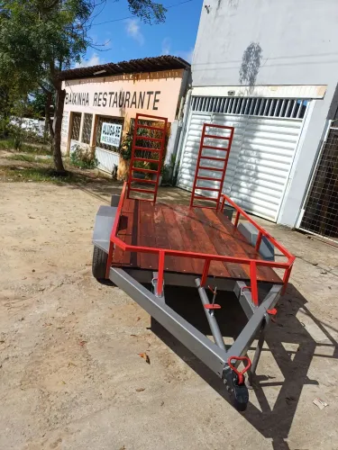 Reboque novo