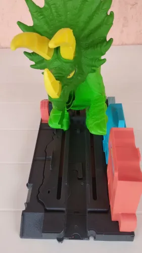 Hot Wheels Ataque de Triceratops Verde Pista e Acessório