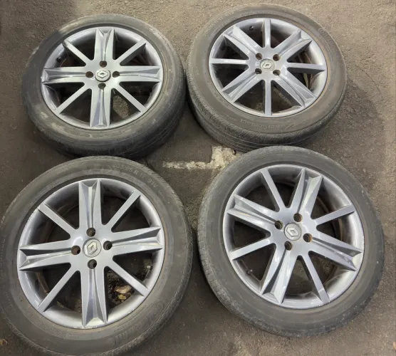 Rodas Megane Grand Tour aro 17 furacão 4x100