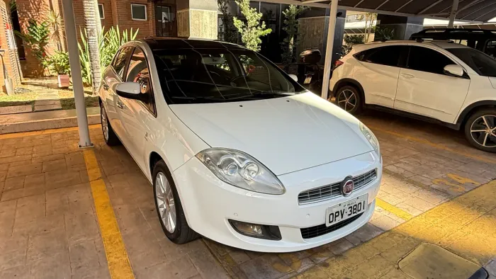 Fiat Bravo Absolute Dualogic 1.8 Flex 16V 5P 2013