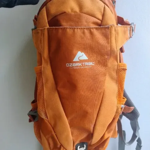 Mochila de Hidratação Ozark Trail 2 Litros para Ciclismo e Trilha