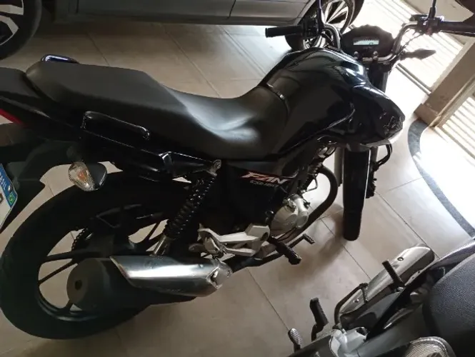 Honda CG Fan 160 preta 2023 único dono com 21mil km