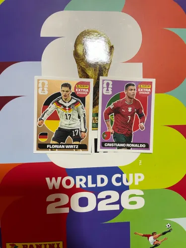 Panini Sticker Extra Cristiano Ronaldo Bordô