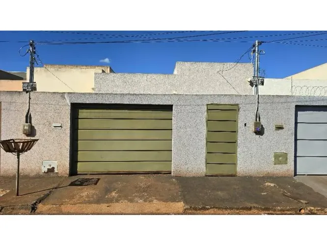Casa em Leilão - Centro - Santa Helena de Goiás - GO