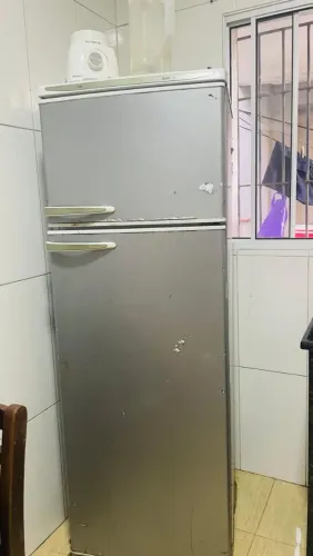 Geladeira  funcionando perfeitamente 