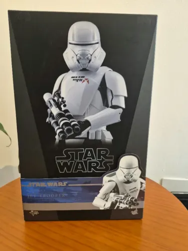Hot Toys Jet Trooper - Star Wrars