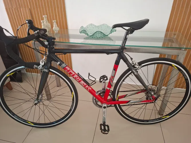 Bicicleta speed TREK 2200 carbono 700 700no 52