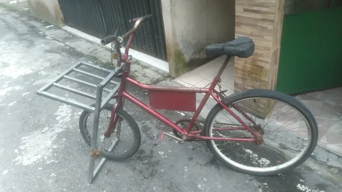 Bicicleta cargueira boa no trampo. Ideal para panificação e áreas do ramo, toda reforçada