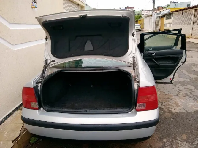 Volkswagen Passat Turbo 1.8 Tiptronic 1999