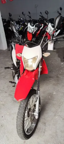 HONDA NXR BROS 150 vermelha 2014 Shalon veículos Cariacica