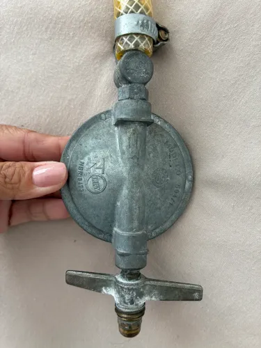 Kit Regulador de Gás Aliança + Mangueira e Abraçadeira