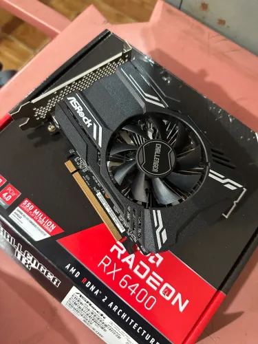 Placa de vídeo rx 6400