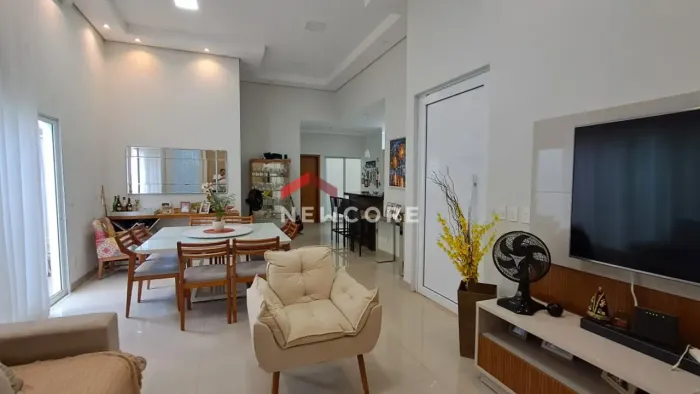 Casa de condomínio em Avenida Deputado Federal Mário Eugênio - Parque Residencial Damha -
