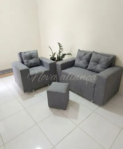 Kit uma Poltrona um sofá de 2 lugares + puff de brinde promoção aproveite 