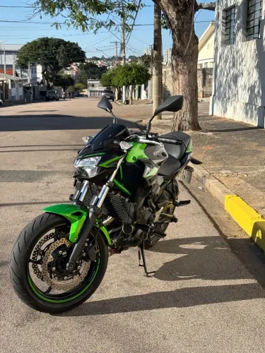 Kawasaki Z650 ABS 2022 - ABAIXO DA FIPE