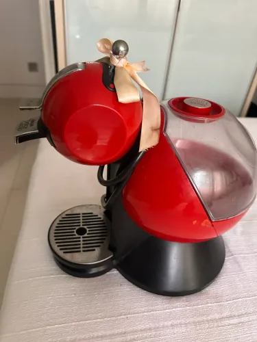 Cafeteira DOLCE Gusto