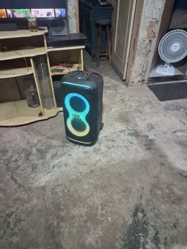 Jbl party box 320