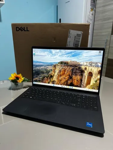 Notebook Dell Inspiron 15 Intel Core i5-1334U 13ª Geração, 16GB RAM, SSD 512GB