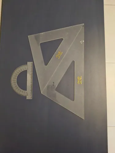 Jogo de esquadros + transferidor