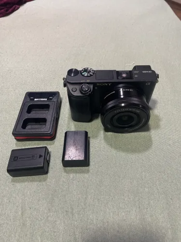 Sony a6400