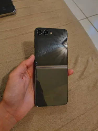 Z Flip 5