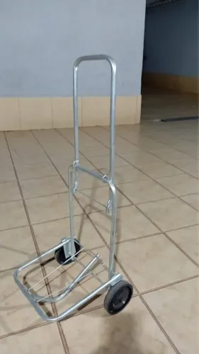 Carrinho de transporte p/bagagem ou praia