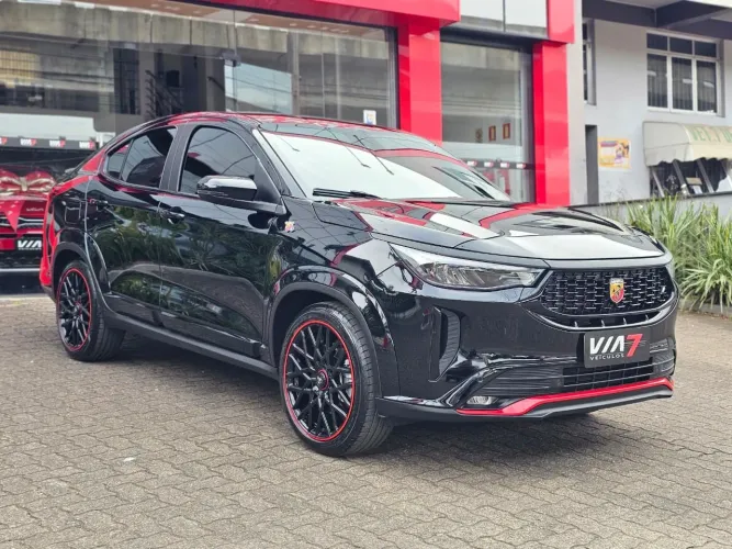 Fiat Fastback Abarth Turbo Flex 1.3 Aut. 2024