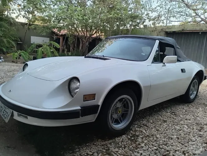 Puma GTC 1.6 Conversivel 8V Gasolina 2P Manual 1983