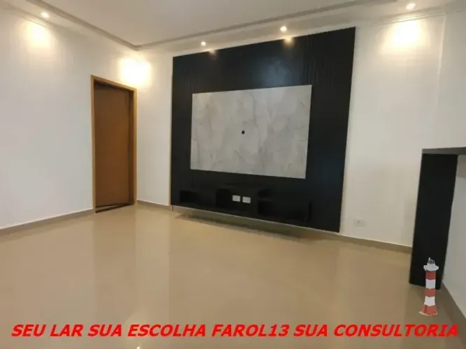Casa à venda com piscina 95 m² com 1 suíte 1 quarto Mirim - Praia Grande - SP