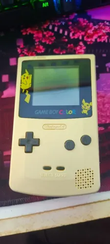 Game boy color edição pikachu