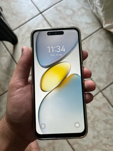 Celular Tecno
