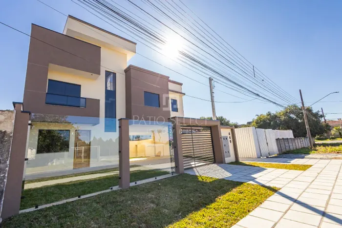 Triplex com 143.97 m², 3 quartos sendo 1 suíte à venda no bairro Santa Felicidade.