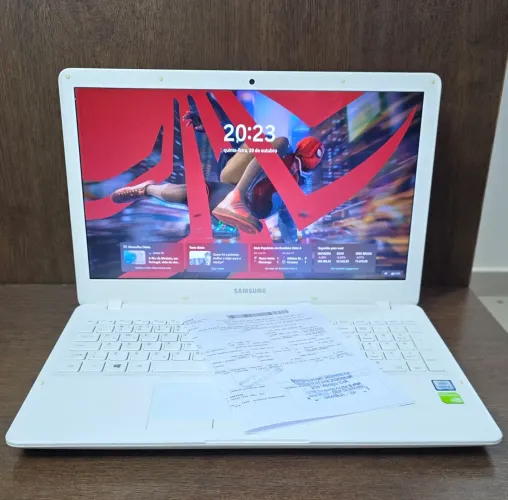 Notebook Samsung NP300E, Ac Cart,i5 7ªg+P.Vid.Dedicad,12GB, SSD M2 512GB,Wi-Fi 5G,Bat 3hs