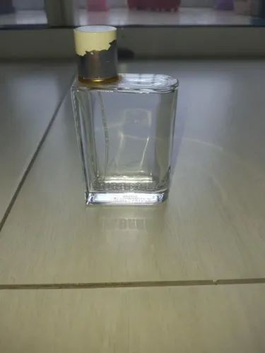 FRASCO VAZIO DE PERFUME BURBERRY HER - 50ML