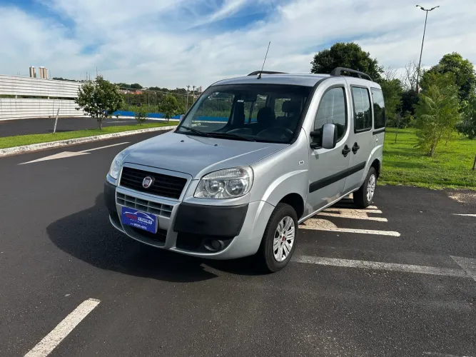 Fiat Doblo Essence 1.8 Flex 16V 5P 2014