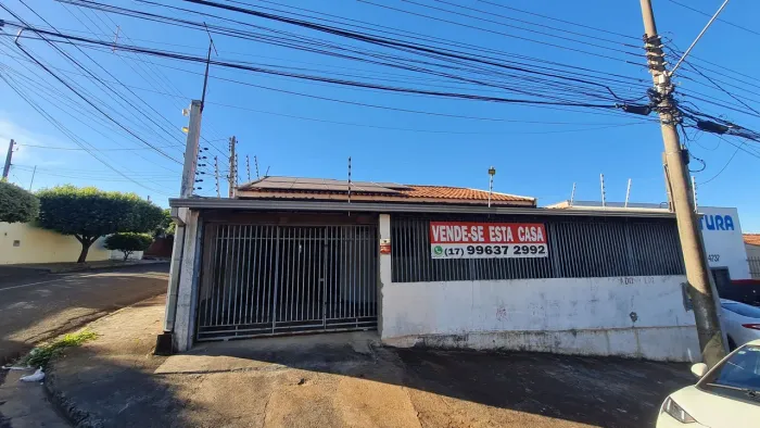 Casa de Esquina JD Planalto de Frente para o Linhão