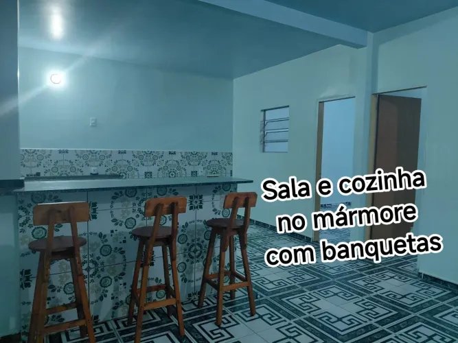 Aluguel AP com 2 quartos 