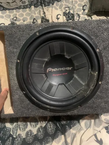 Subwoofer pioneer 12 polegadas 1400W com caixa