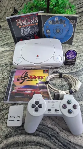 PLAYSTATION ONE BABY DESBLOQUEADO + CONTROLE + MEMORY CARD + 3 JOGOS ORIGINAIS