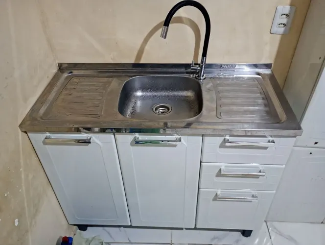 Balcão de cozinha com pia