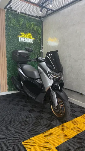 Nmax 160 2025 connected