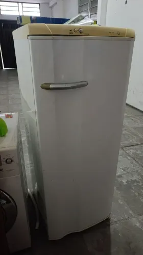Geladeira Electrolux