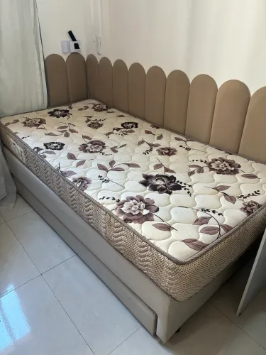 Vendo bicama solteiro