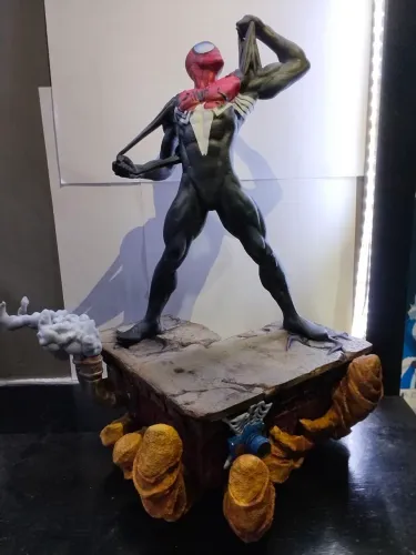 Actions Figure Homen-Aranha simbionte com 45cm