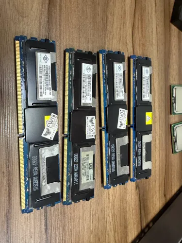 Memória 4GB PC2-5300F-555-11-F0.667.ECC